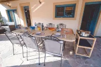 Sapphire Beach House Eretria - Vila