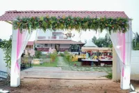 Dharmik Heritage Villa-Luxury Farmhouse near Bangalore Hotels in Krishnagiri