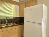 2-Bedroom, 1-Bathroom villa with AC, WiFi, and Free Parking!