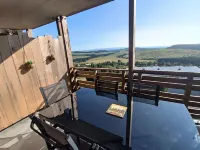 Grand Appartement Cosy Refait à Neuf, Avec vue Splendide et sa Piscine Chauffée