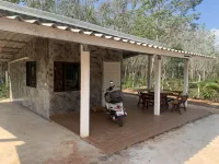 San Fan Home Hotell i Chak Don