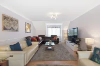 Long-Term Large Penthouse/Golf course/