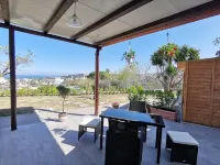 Apartment 8 minutes from downtown!