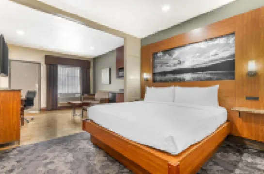 Best Western Plus Yukon