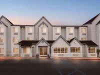 Comfort Inn & Suites Salinas Hotels in Salinas