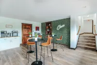 Basecamp151 Hotels in Rockfish