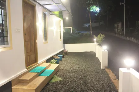 Oakwood Oasis Home Stay, Vagamon Отели рядом с достопримечательностью «Vagamon Meadows»