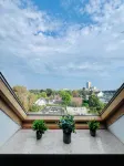 Charming top floor/maisonette apartment with balcony in the heart of Krefeld