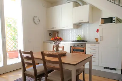 In Florence, sunny and beautiful two-story flat, well connected to the center Hotels in Careggi - Rifredi