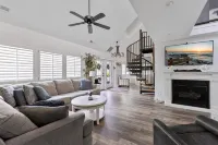 Spacious Patio and Modern Amenities - Gorgeous Coastal Getaway Hotel a Wildwood Crest