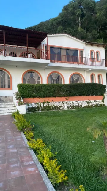 Bungalow Bahía Visión Azul Hotels in Sololá