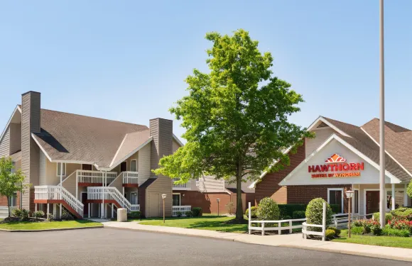 丁頓福爾斯浩楓温德姆公寓