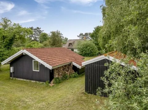 "Nnykka" - 125m from the sea