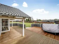 "Gertrude" - 1.1km to the Fjord Hotels in Hemmet