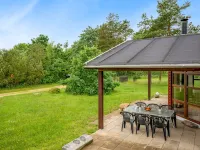 "Silvia" - 300m to the Fjord