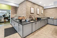 Radisson Hotel Portland Airport - breakfast