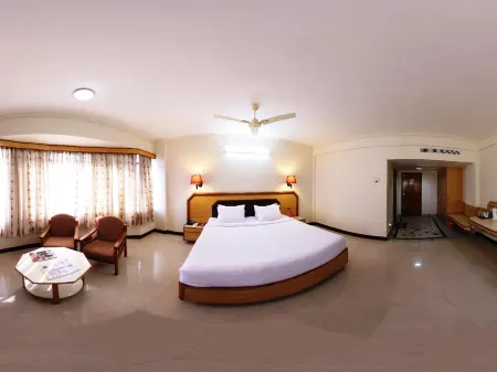 Hotel Femina Отели рядом с Аэропорт Тируччираппалли