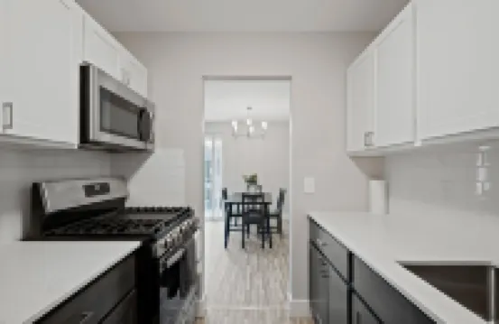 Comfortable 2BR 2BA Home Away From Home Hotels in Rochester Hills