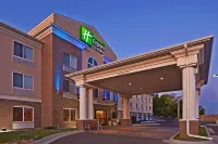 Holiday Inn Express & Suites Oklahoma City - Bethany Hotels in Bethany