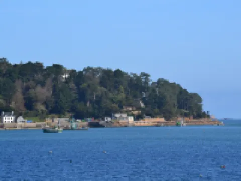 Apartment in Carantec near Sandy Beaches