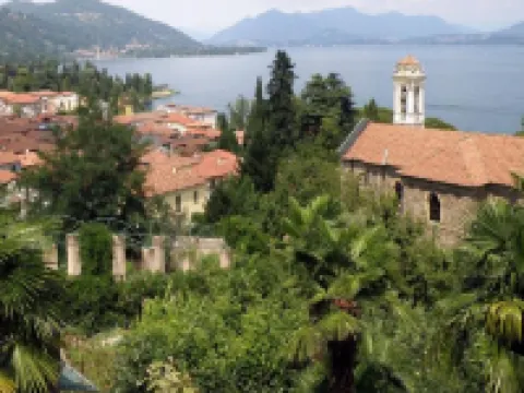 Holiday Home in Meina Hotels in Meina