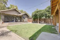 Sunny Turlock Cottage Walk to Downtown! Hotels near Stanislaus County Fairgrounds & Event Center