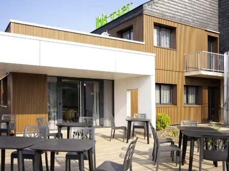 Ibis Styles Fougères Отели в г. Лекус