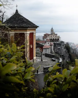 Location de vacances unique à Losone - 3 étoiles