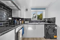 Stunning 1 Bedroom Apartment in Dagenham