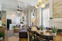 3 bedroom Luxury Cottage in Downtown and Near LSU