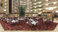 Holiday Inn SPRINGDALE/FAYETTEVILLE AREA by IHG - breakfast