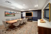 Hilton Garden Inn Terre Haute - 3-Star