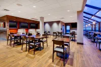Holiday Inn GRAND RAPIDS DOWNTOWN by IHG - Breakfast