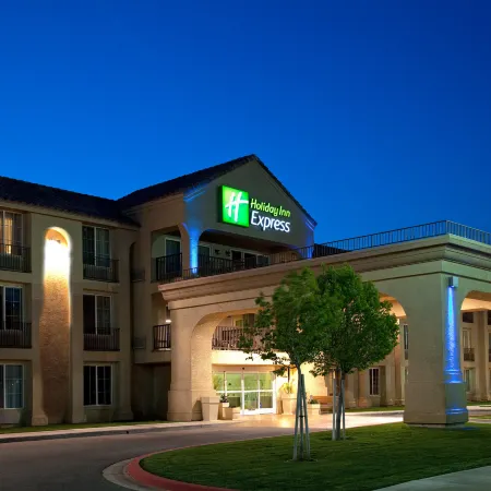 Holiday Inn Express LANCASTER by IHG