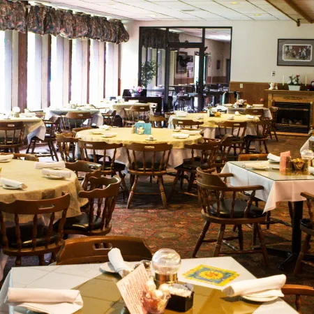 Voyageur Inn and Conference Center