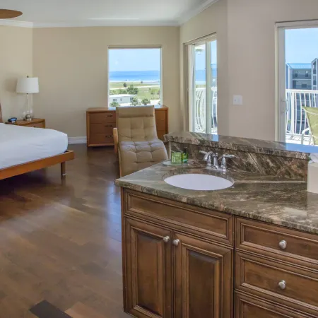 Crystal Palms Beach Resort