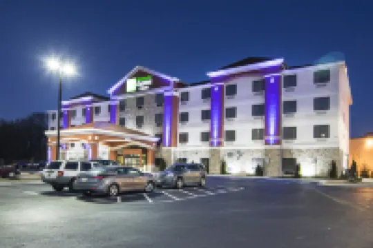 Holiday Inn Express & Suites ELKTON - UNIVERSITY AREA by IHG