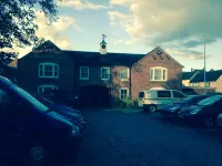 The Atherstone Red Lion Hotel - parking