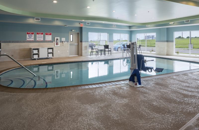 Holiday Inn Express & Suites Bourbonnais East - Bradley by IHG photo 2