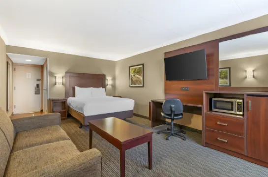 Best Western Plus Dryden Hotel  Conference Centre