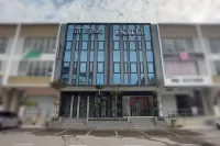 The Square Hotel Hotels in Pulai