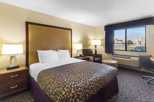 Travel Inn and Suites- Sikeston Miner I-55 Exit-67