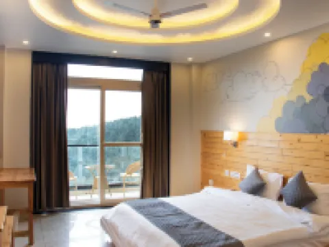 Dharamkot Outlook Hotels in Kangra