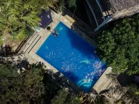 Nílu Puerto Escondido by Selina - Pools