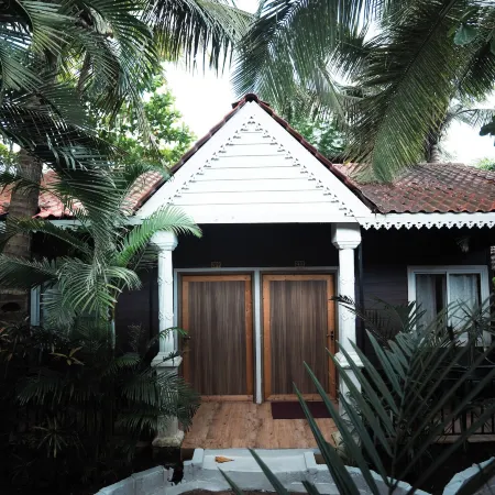 Nasya's Beach Side Cottages