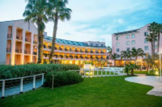 Hotel Isola Sacra Hotel a 