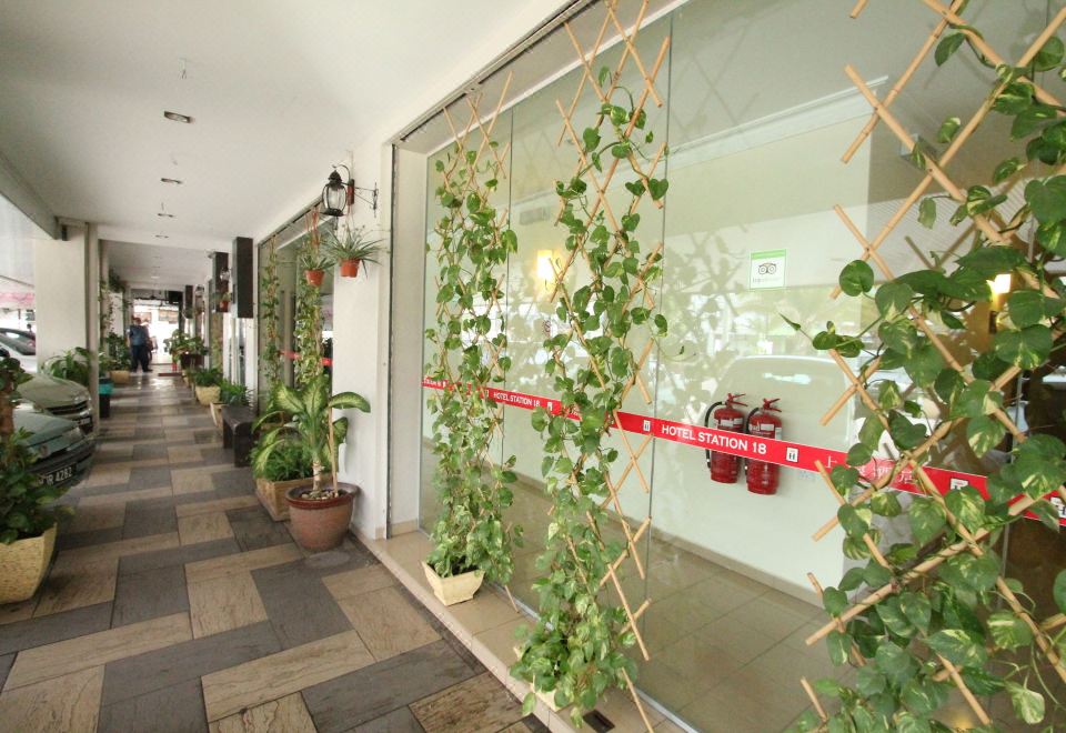 [호텔 스테이션 18 외관 사진]