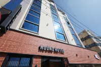 Hound Hotel Tongyeong Hangnam Branch - Motels