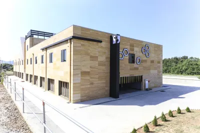 톡 무인텔 용장천 주변 호텔