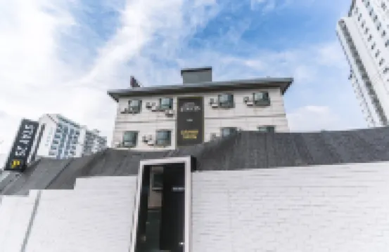 陽川Stay25 平康聖書遺物博物館附近的飯店